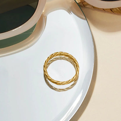 14kt Yellow Gold Twisted Ring